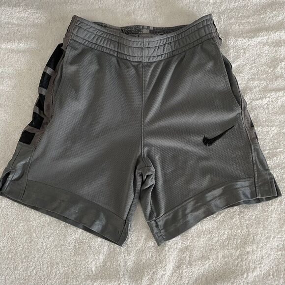Nike Boys' Dri-FIT Elite Gray Stripe Basketball Shorts Size S - Picture 10 of 11